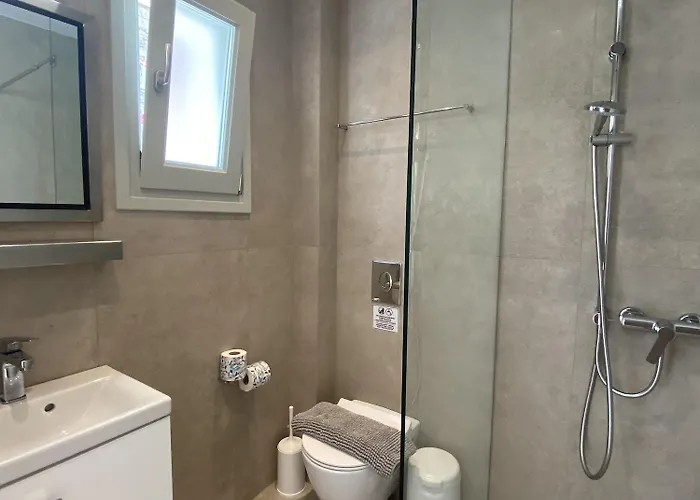 Hotel Far Out Hotel&spa 3*