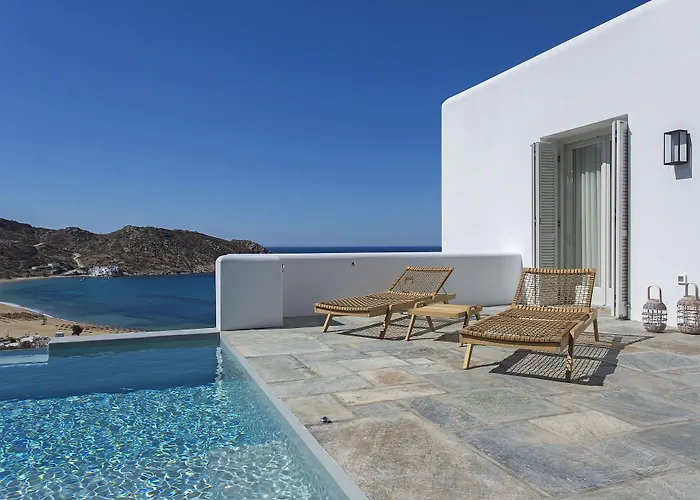 Far Out Hotel&spa Hotel