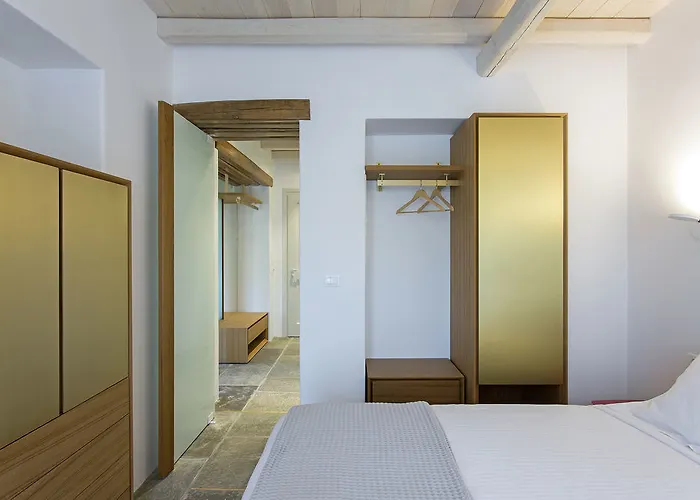 Hotel Far Out Hotel&spa