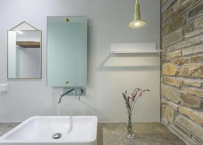 Far Out Hotel&spa Mylopotas