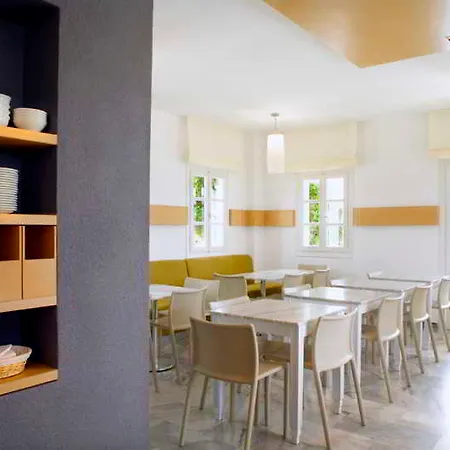 Far Out & 3* Mylopotas